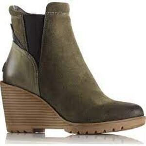 Sorel After Hours Wedge Chelsea Boots Waterproof Pull On Suede Leather Green 8